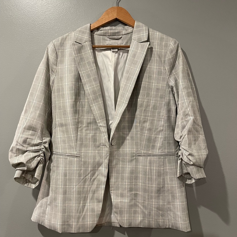 Grey and white plaid blazer
